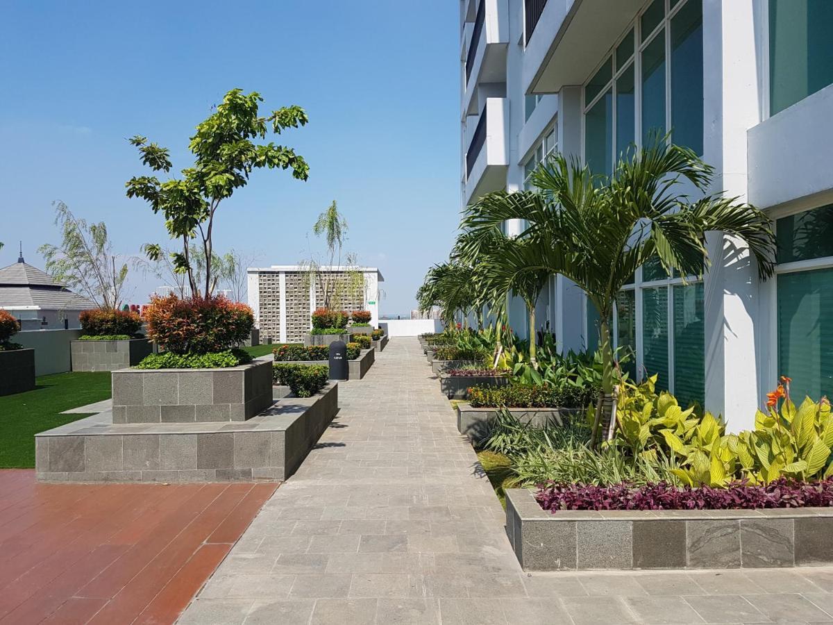 Elegant Studio Apartment At Tree Park City Cikokol By Travelio Tangerang Eksteriør bilde